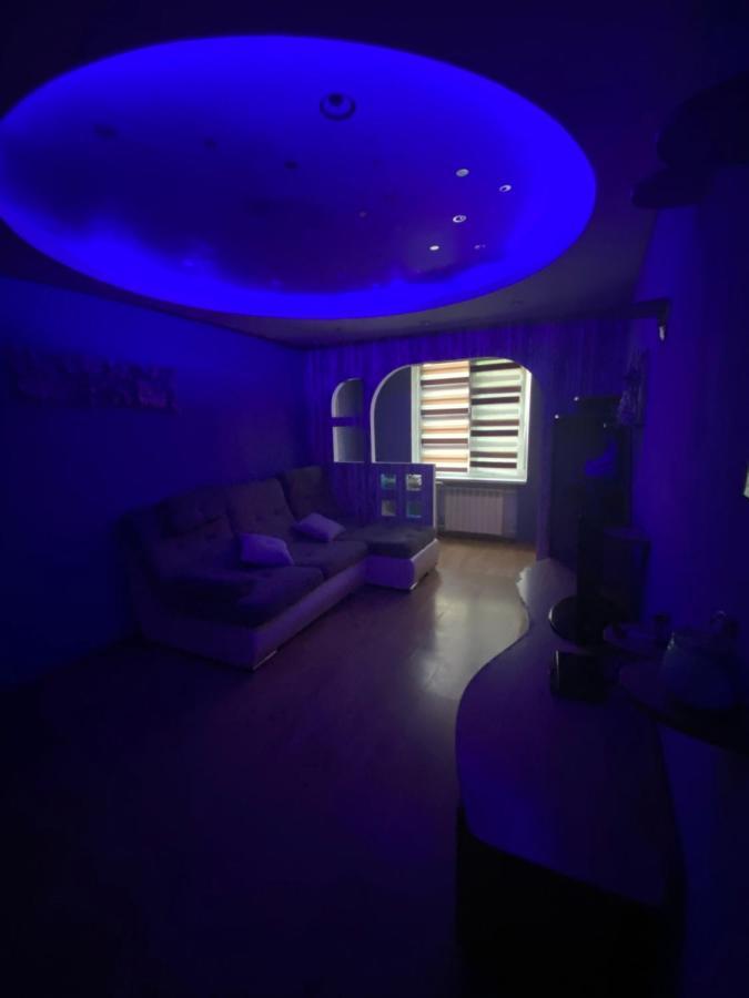Adventure Apartment Kyiv Exterior photo